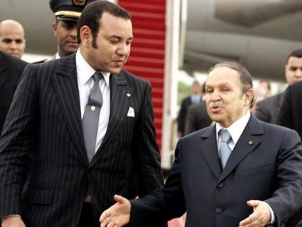 Le roi Mohammed VI et le président algérien. / Ph. DR