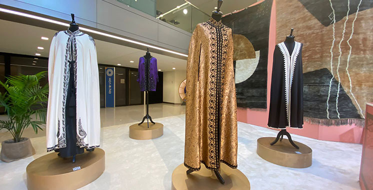 Les créations de Fadila El Gadi exhibées à la plus prestigieuse institution financière