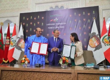 Maroc-Pérou : Signature d'un accord de jumelage entre Laâyoune et la municipalité de