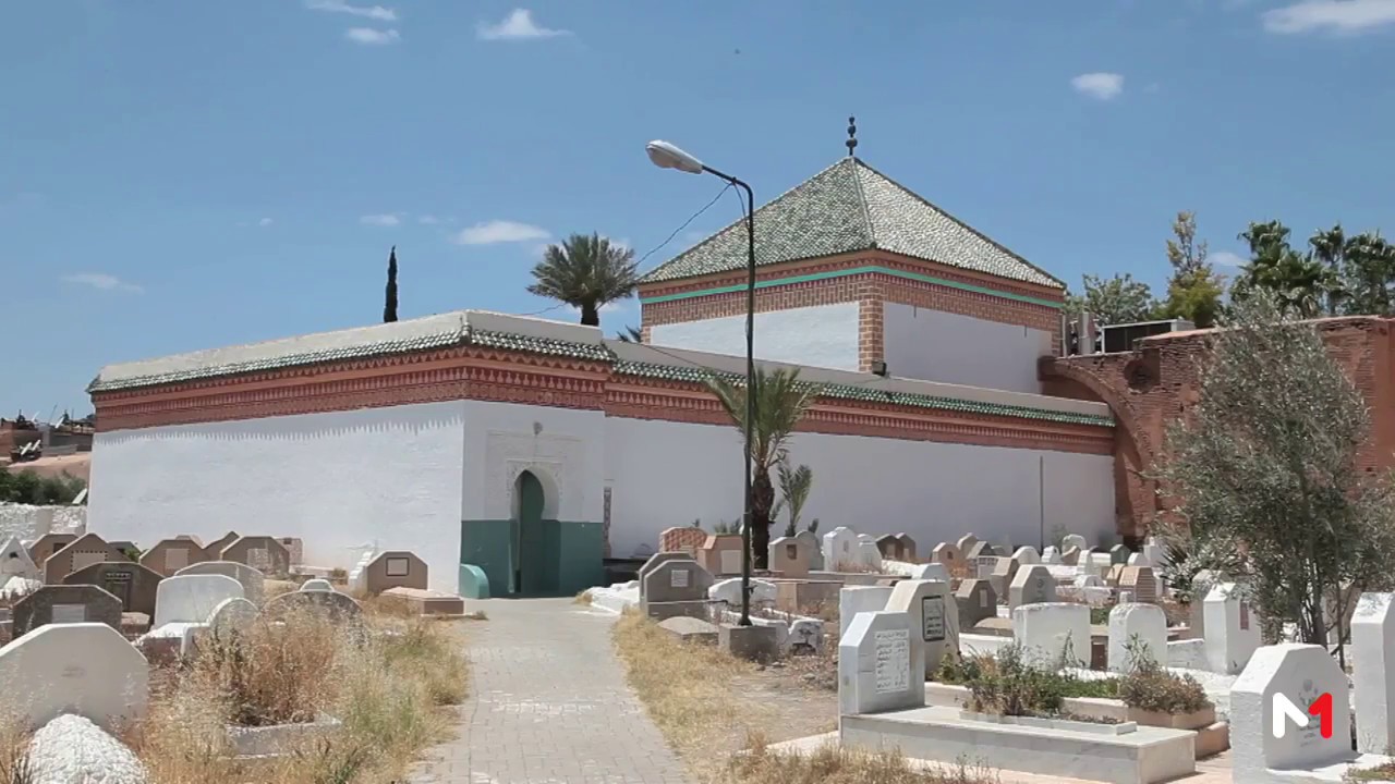 Le mausolée est situé près du cimetière portant le nom de l'érudit andalous. / Ph. Médi1 Tv