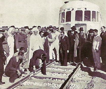 En 1941, le lancement du train Méditerranée-Niger reliant notamment le Maroc à l'Algérie. / Ph. Huffpost Maghreb