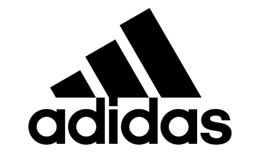 Adidas célèbre les icônes de la nouvelle génération du football féminin marocain, Élodie Nakkach et Imane Saoud