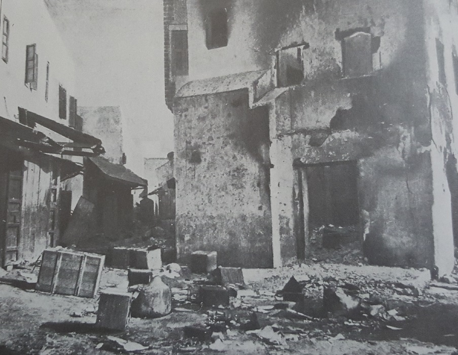 Des maisons complètement détruites suite au bombardement de Casablanca le 5 août 1907. / Ph. Mémoires du patrimoine marocain