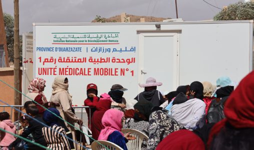 Séisme d’Al-Haouz : Une caravane médicale au chevet des sinistrés de Khouzama dans la province Ouarzazate